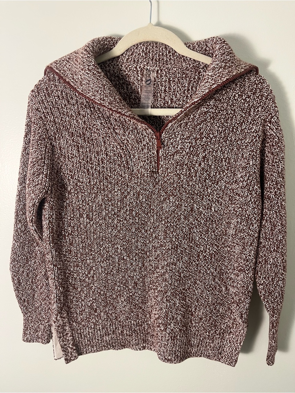 Lou & Grey Marled Half-Zip Hooded Sweater in Burgundy and White